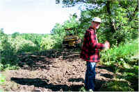 img045.jpg (92889 bytes)